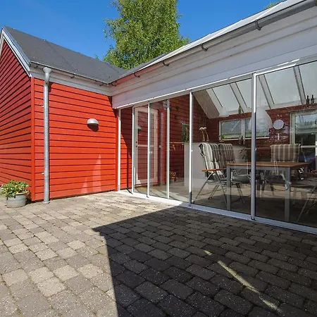 Farso Hvalpsund
